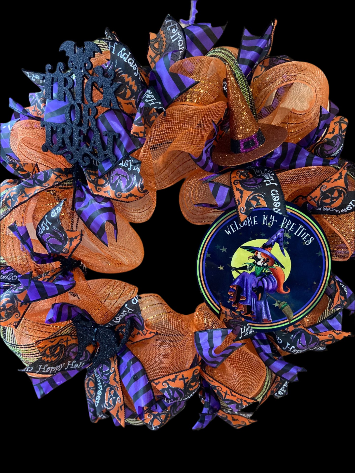 Welcome My Pretties Wreath